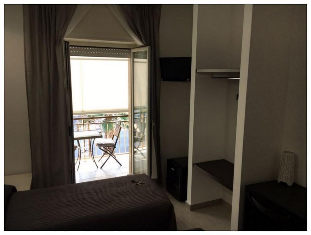 Rooms La Perla Del Mare Margherita Di Savoia Exterior photo